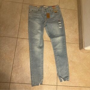 Levis 711 Skinny Fit Jeans Womens Tag 31x30  Inseam Denim Blue U8